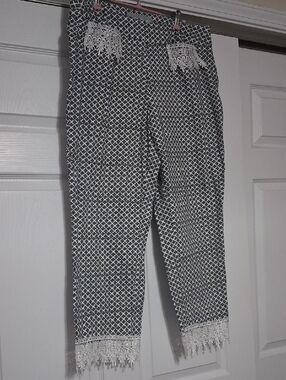 Black & White Cropped Geometric Lace-Trim Pants Sz 14 $49